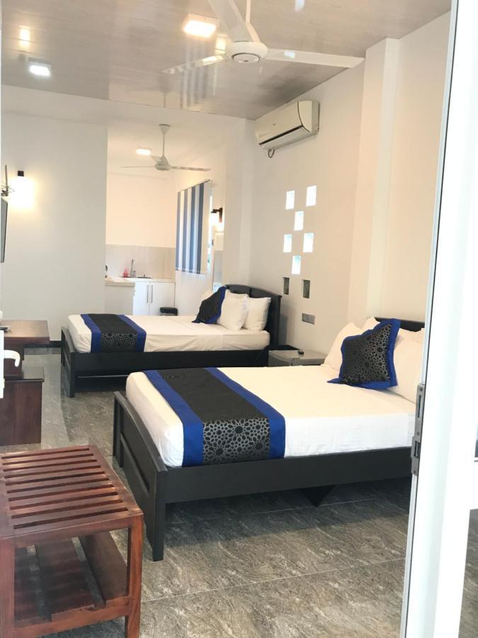 Duvi'S Shelter Bungalow Colombo Exteriör bild